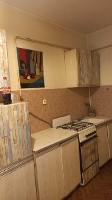 Продаж 1к сталінка вул. Лазаренка 45м2 велика та простора