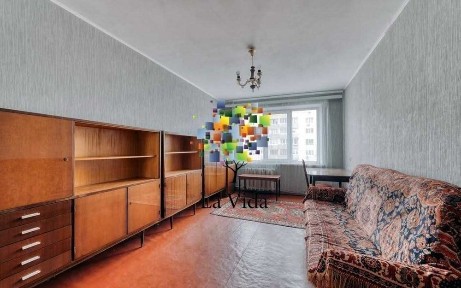 Продаж 3-кімнатна вул. А. Малишка 31