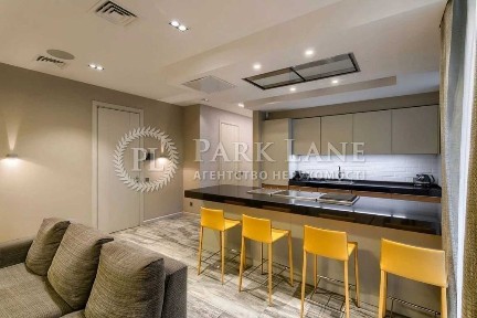 Без комиссии Продажа квартиры м. Палац Спорта ул. Шота Руставели, 27