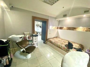 Оренда робочого місця. по вул. І. Калинець-Брюлова-бл. Центр