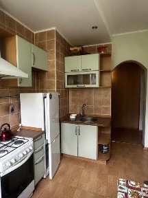 2 кім. квартира Сталінка Ремонт. Парк центр