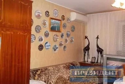 Продам 4х кімнатну квартиру на Фонтані у цегляному будинку.