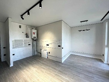 Продам 2к квартиру з ремонтом, Торг, Оформлення входить в вартість