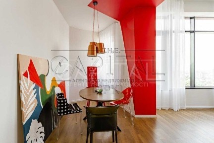 Оренда просторої квартири з чудовим краєвидом, площею 240 кв