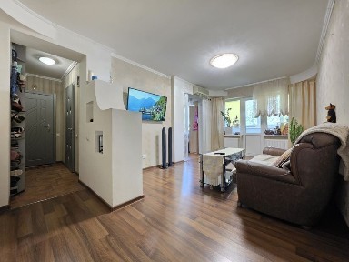 Продаж 3-к квартири. Лівий берег, вул. Квітки Цісик