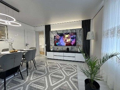 Продається 3 кімнатна квартира в м. Тячів