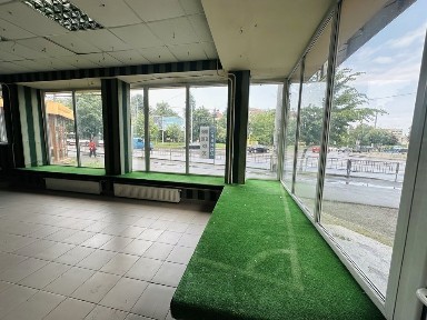 Оренда комерційне фасадне приміщення, трафікова локація вул. Мазепи 61