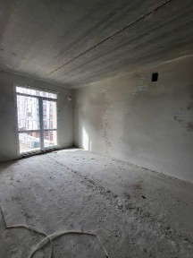 Продаж 2 кім квартири, Опришівська Слобода, середній поверх.