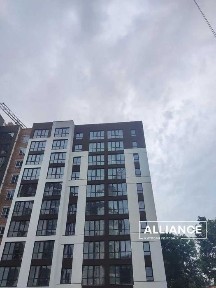 2 кім. кв. біля озера готова до ремонту