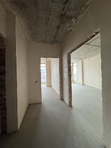 Простора 1к. квартира Європейське сіті з чорновими роботами