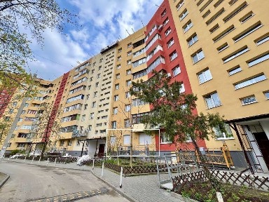 Дніпро, Новокодацький, Метростроевская 4