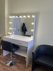 Оренда для бровіста/візажиста