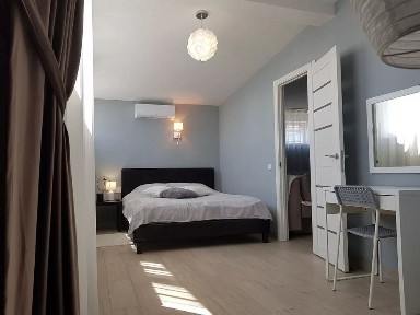 Подобово погодинно 1-кімн. квартира в центрі Львова, Wi-Fi звітні док