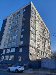 Продам однокімнатну квартиру в центрі міста