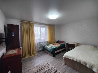 Продається три 1-но кімнатні квартири будинку в центрі с. Слобода