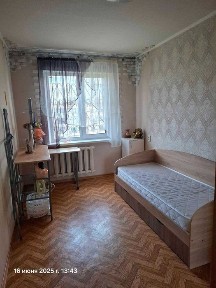 Продам 2 ком. кв. нач. ж/м. Солнечный.