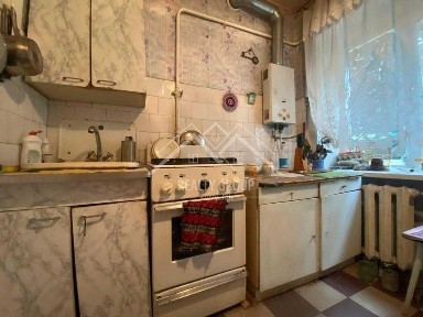 Продається 2-кімнатна квартира в чудовому районі - Соцмісто!