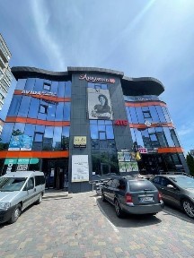 Продаж комерціного приміщення на бульварі С. Петлюри