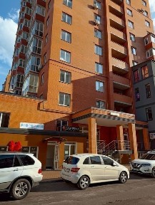 Продаж Двоповерхова квартира з терасою з видом на Києв