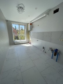 2к квартира з ремонтом. Р-н Центр. Парку-Ірпінь. Мін. оформл. !