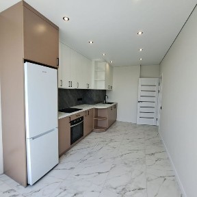 Квартира з новим ремонтом біля Центрального Парку. Ніхто не жив!