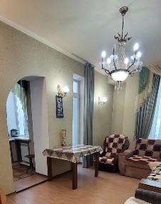 Продам 2 ком. квартиру с терассой и 2 лоджии Центр Є-відновлення