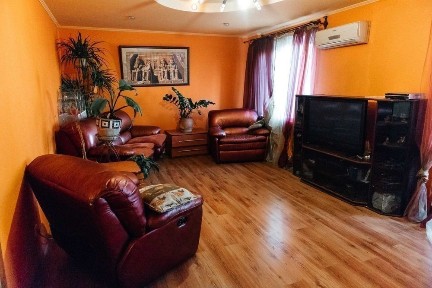 Продажа квартиры 6 комн. 186 м. кв. Харьковское шоссе 56 м. Харьковская