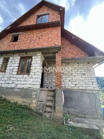 Закарпатська область, Хуст