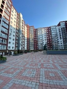 Квартира в центрі, однокімнатна поруч ратуша, продам Княгинин, студія