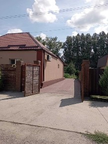 Продам дом с ремонтом в Яворницком (Илларионово). Зайти и жить