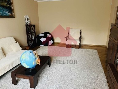 Продаж трикімнатної квартири с. Минай