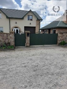 Продаж в с. Велика Березовиця