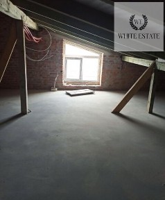 Продаж таунхаус в КМ Клиневий Гай