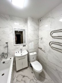 Вечірній бульвар 2 поверх, капітальний ремонт, кухня 9 м. кв