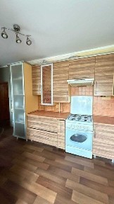 Продам великий будинок для дружньої родини