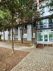 Продаж комерційного приміщення 1000 кв. м. м. Ужгород