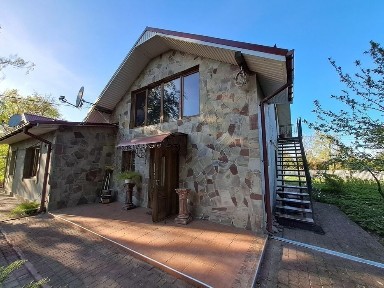 Продається готельно-відпочинковий комплекс с. Жизномир