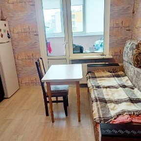 Крістер Град. Продаж 1 кімнатної квартири з ремонтом