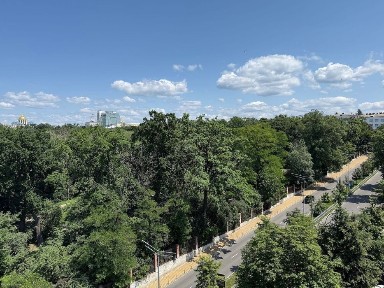 Видовая двухэтажная квартира с террасой на крыше, ул. Л. Толстого, 25