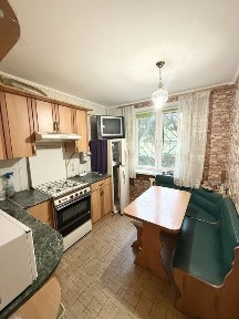 Ул. Небесной Сотни. Спецпроект Постан Гос Программы. Подвал. Балкон