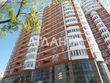 Двухкомнатная возле парка Шевченко!