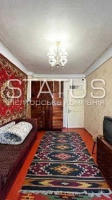 Продаж двокімнатної квартири. Центр.