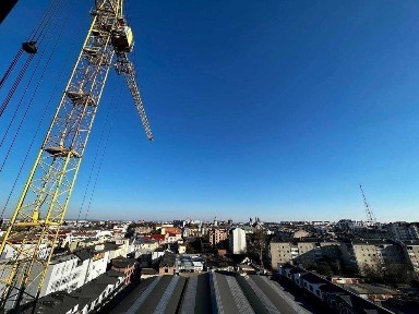 Здана 2 кімнатна біля стометрівки, ярко центр, бельведерська, бульвар