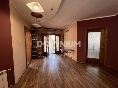 Оренда офісних приміщень у центрі Тячева!