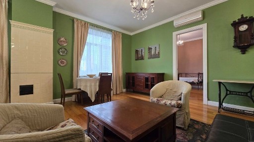 Продам 3 к квартиру з ремонтом Коновальця 27а, Метро Печерська, Центр!