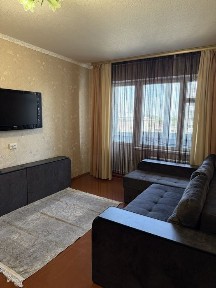 1 кім. Подобово, погодинно. Вул. Дачна 44.