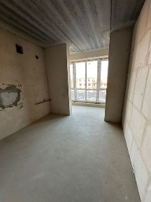 Простора 3-кімнатна квартира в зданому будинку