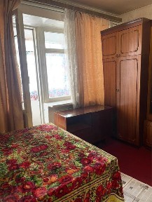 С. Гореничі продаж трьох кімнатної квартири в ценрі села