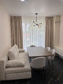 Євро 3-к з новим ремонтом! Ніхто не жив! Газове опалення! Центр!