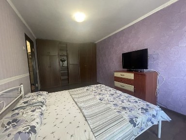 Солнечный!. Набережная. Сдам 1 кв почасово - посуточно